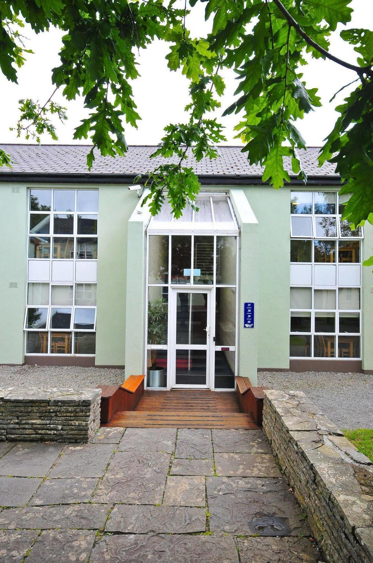Corrib Village Apartments University Of Galway Zewnętrze zdjęcie